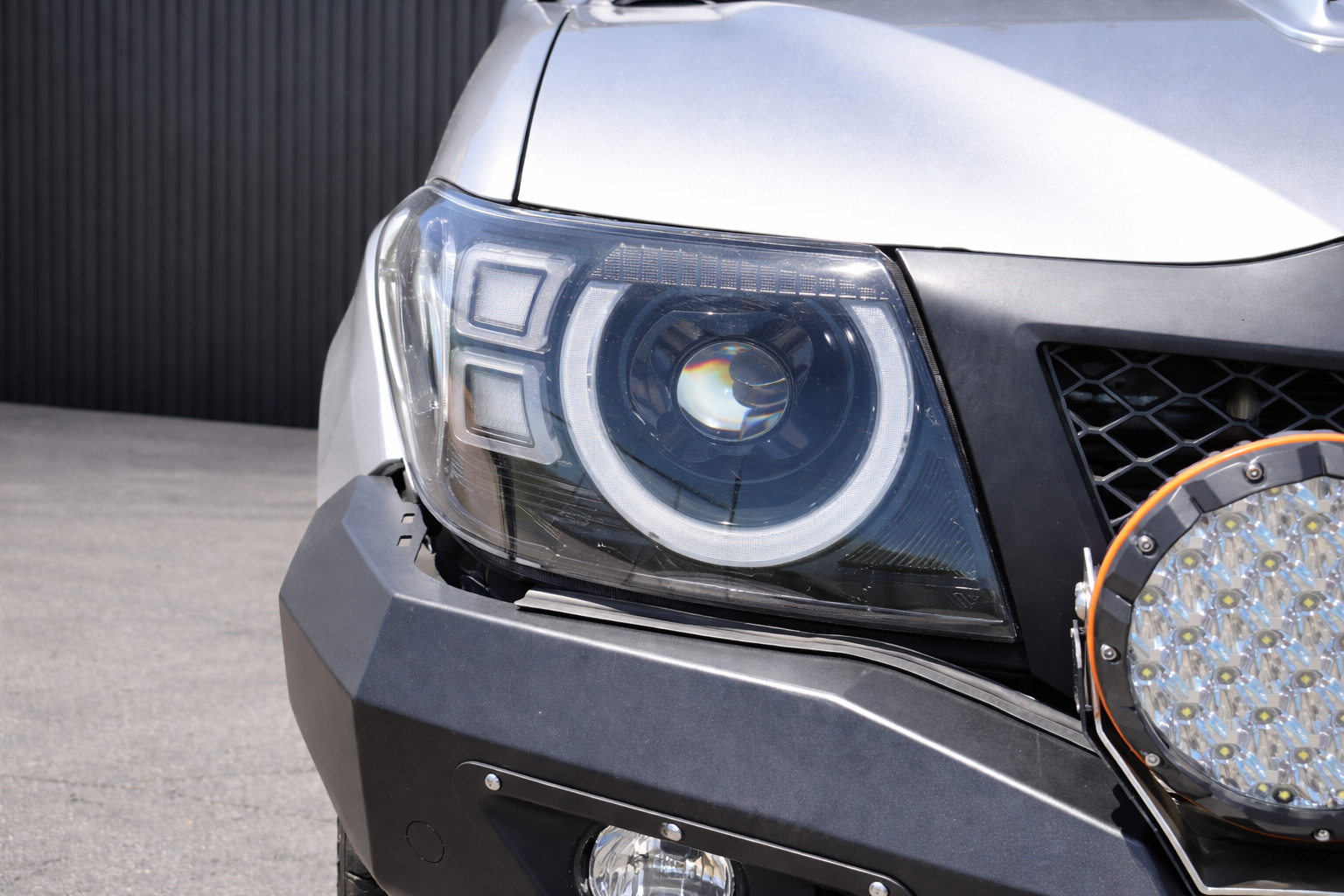 N70 - Angel Eyes Headlights